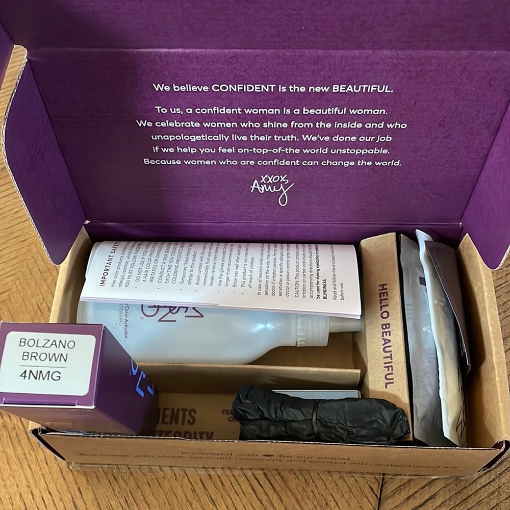 Madison Reed Radiant Cream Color set in Bolzano Brown (4NMG)